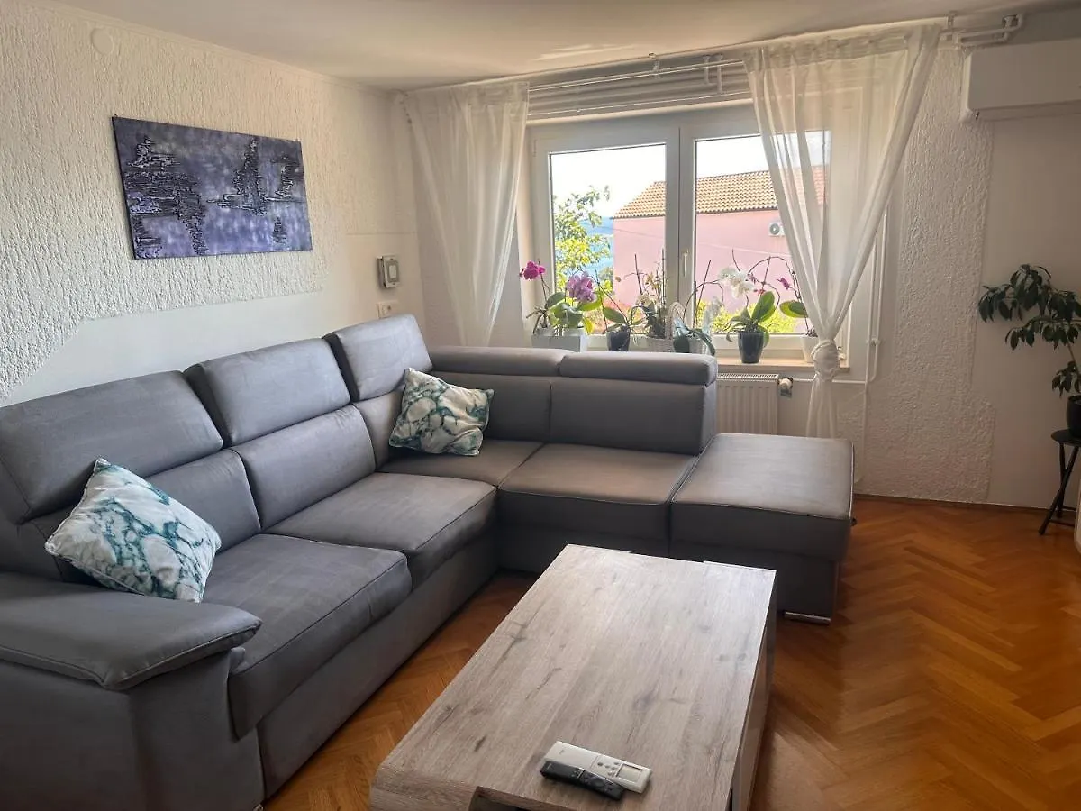 Apartman Nono Crikvenica 0*,